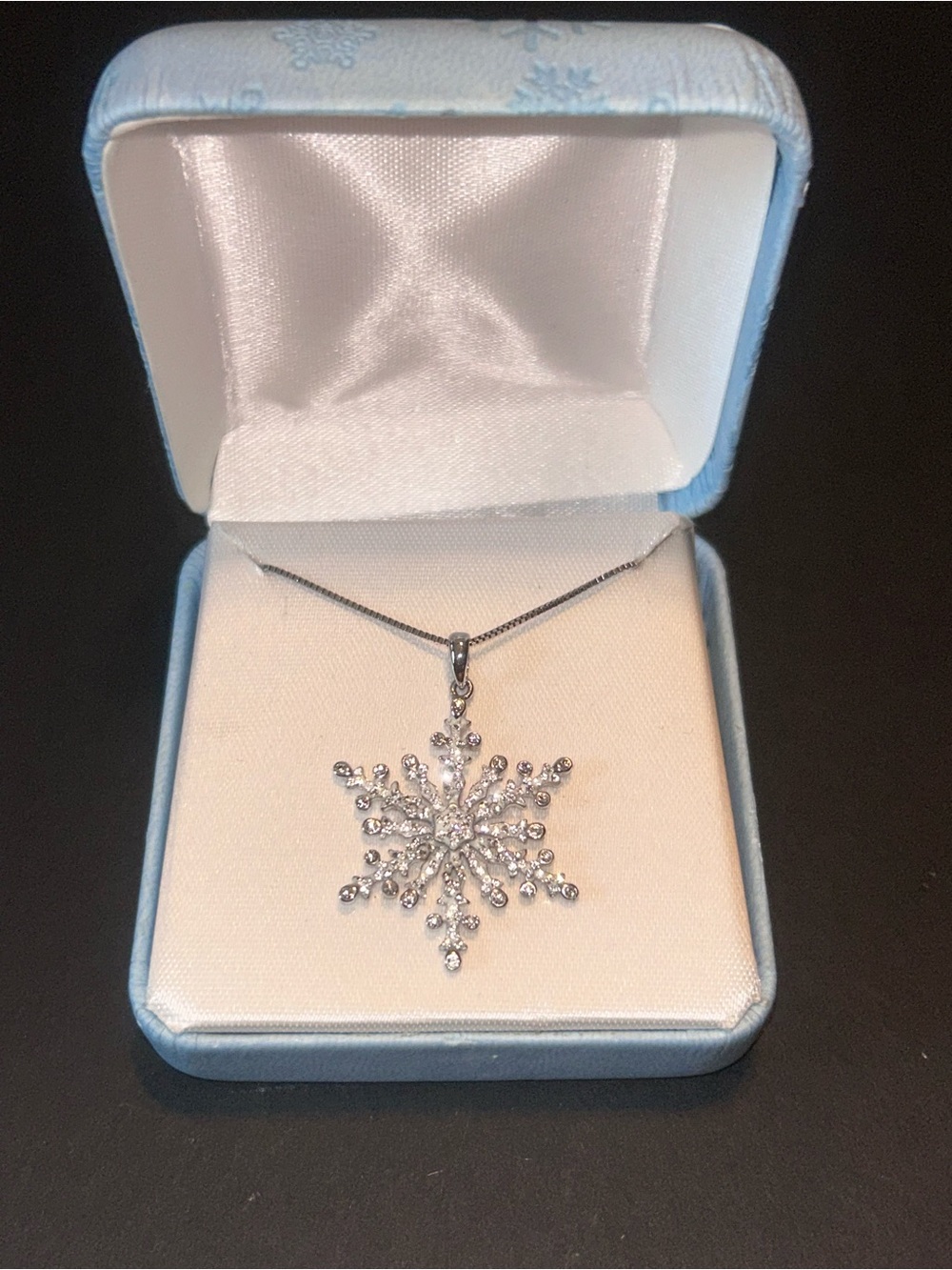 925 Sterling Silver Snowflake Pendant Necklace 18" Cubic Zirconia NIB